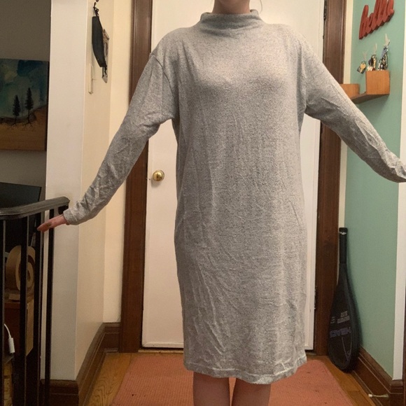 [SOLD] Soft long sleeve mock neck heather grey dress - Picture 7 of 8